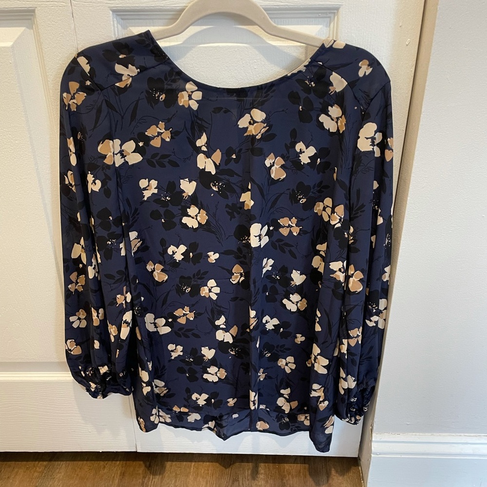 NWT West Kei blue floral blouse